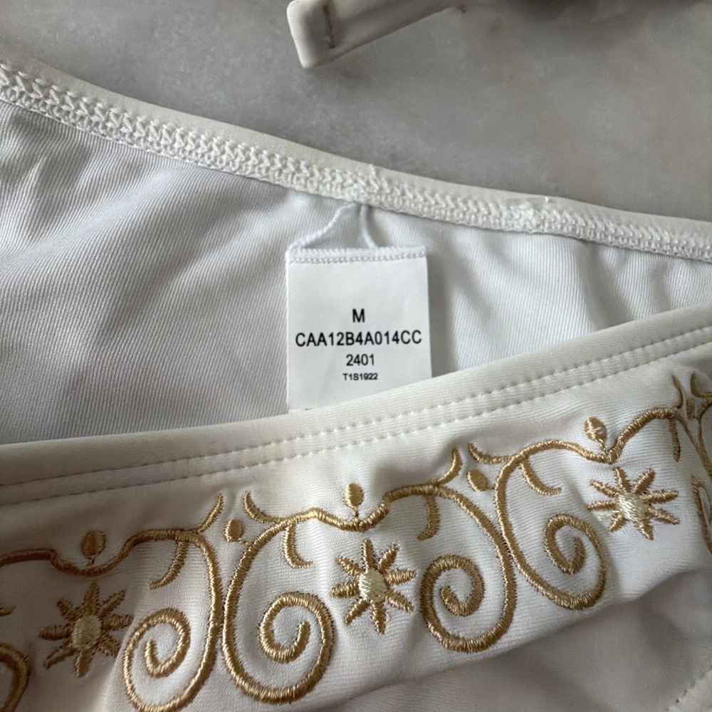 NWT Womens Ivory Gold Triangle Bikini Swimsuit 2 Piece Set Whimsical Boho Floral - Picture 3 of 8